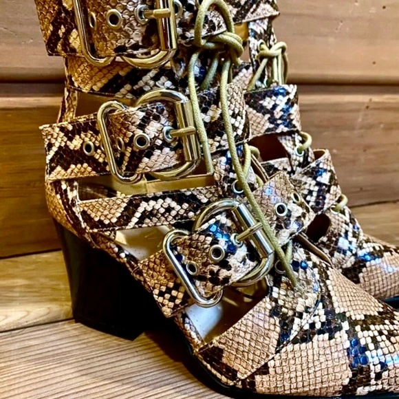 WOMENS BOHO western FAUX PYTHON LACE UP HEELED ANKLE BOOTIES | Size 6 - NWOT - Picture 5 of 12